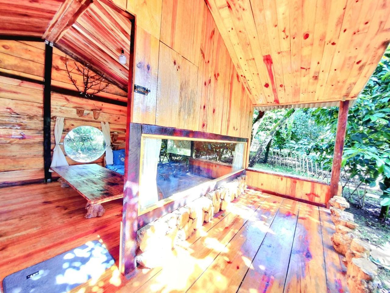 Homestay Vuon Trai Cay Nhiet Doi Vo Uu Garden Bảo Lộc Eksteriør billede