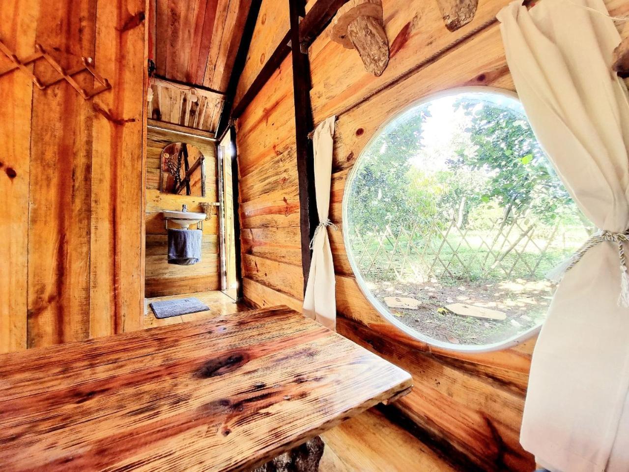 Homestay Vuon Trai Cay Nhiet Doi Vo Uu Garden Bảo Lộc Eksteriør billede