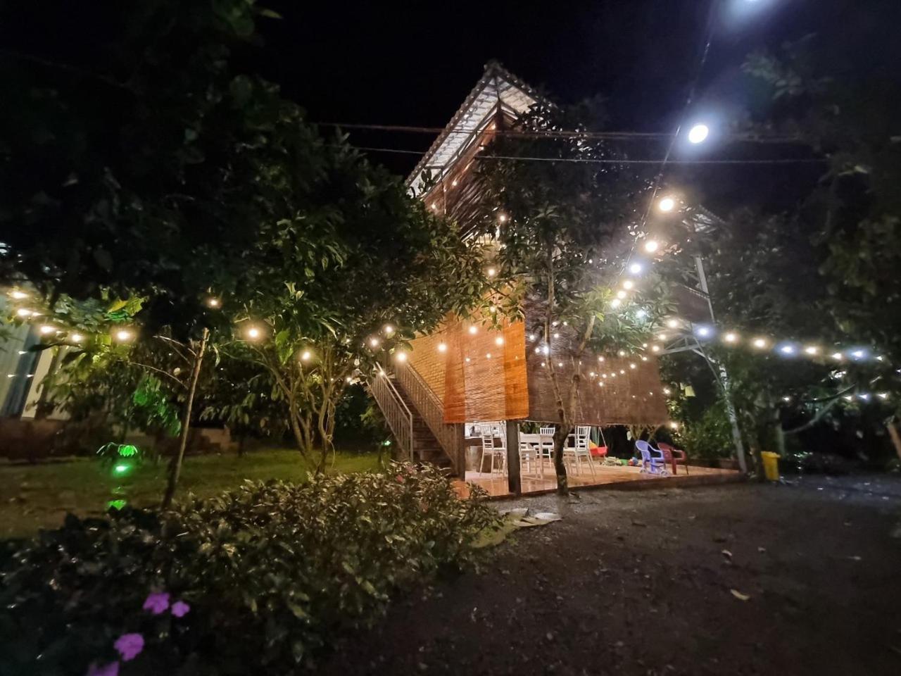 Homestay Vuon Trai Cay Nhiet Doi Vo Uu Garden Bảo Lộc Eksteriør billede